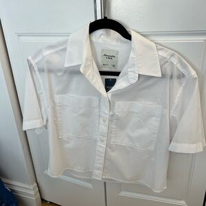 NWT Abercrombie & Fitch Crisp White Collared Shirt